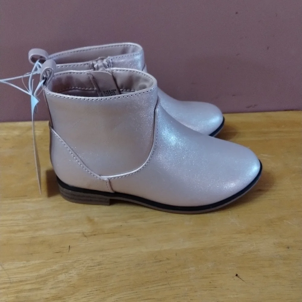 NWT Cat & Jack Girls size 9 Rose Gold/Onyx Zip up boots